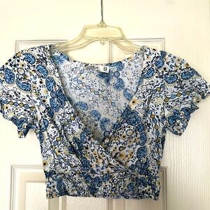 Hollister skort set.